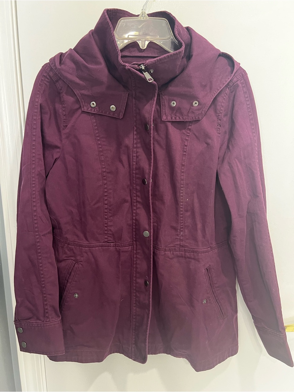 LOFT women’s Hooded Utility Jacket in Plum - Size M